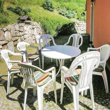 Prázdninový dům Three-bedroom Holiday In Nejdek